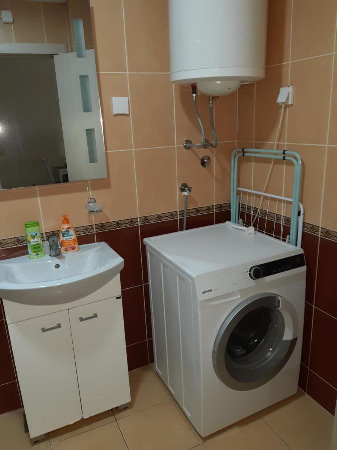 Apartment Sunflower021 Novi Sad Esterno foto