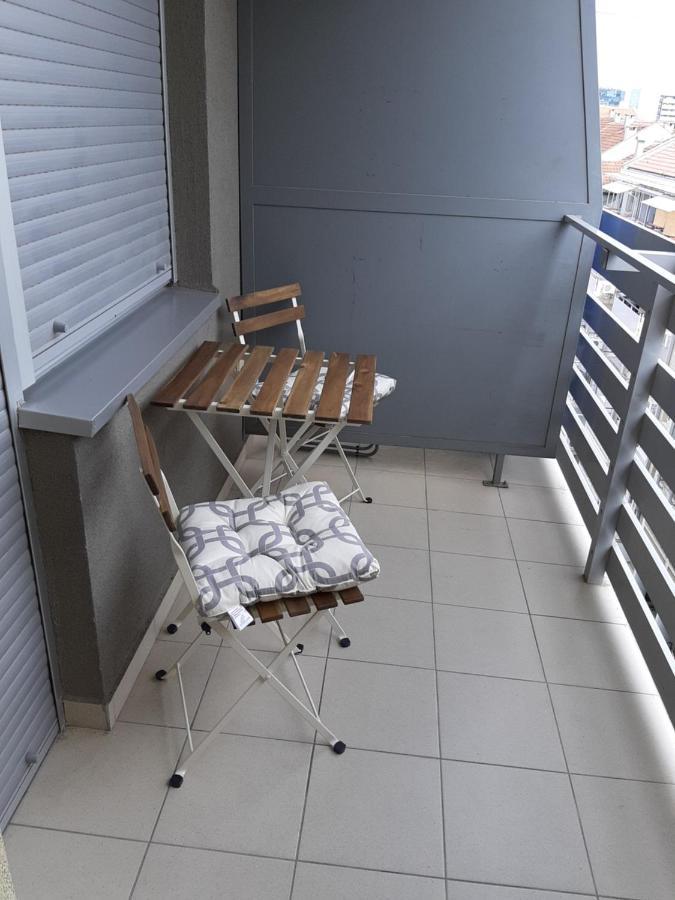 Apartment Sunflower021 Novi Sad Esterno foto