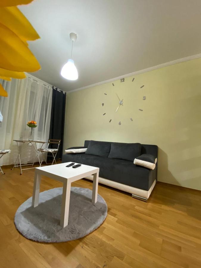 Apartment Sunflower021 Novi Sad Esterno foto