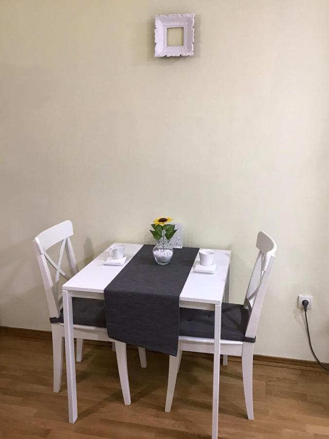 Apartment Sunflower021 Novi Sad Esterno foto