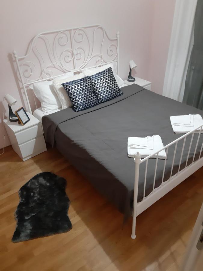 Apartment Sunflower021 Novi Sad Esterno foto